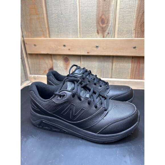 New Balance Womens Athletic Sneakers Black Size 8 - Picture 1 of 7